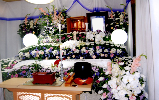 自宅葬の施行例　祭壇