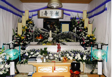 芦屋市の自宅葬施行事例　アパートの祭壇